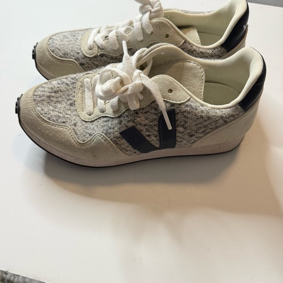 Veja Cream and Gray Sneakers - Picture 3 of 8